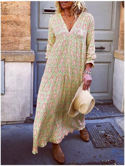 Katie – Dress with modern cut