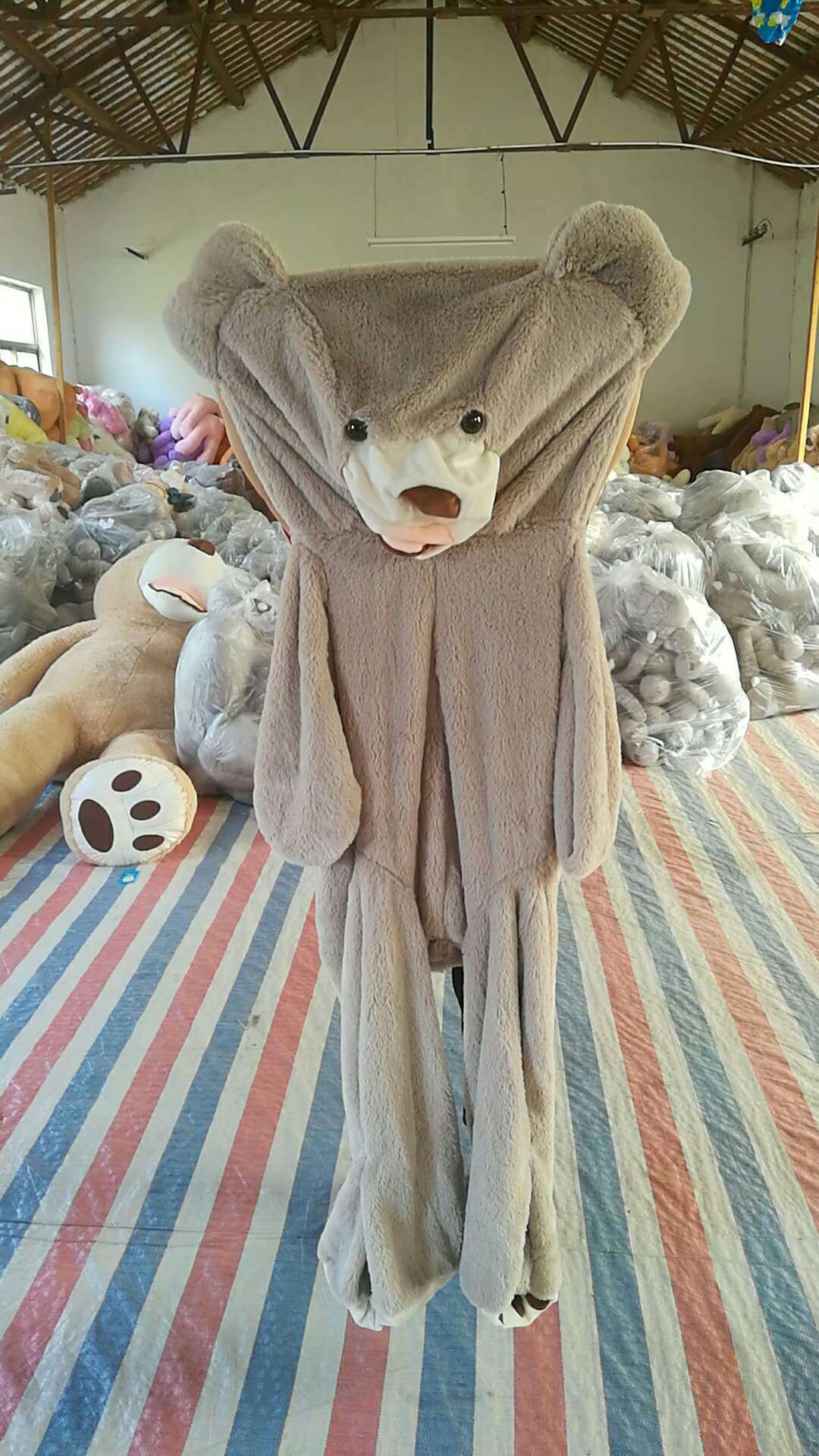 Riesiger Plüsch-Teddybär für Kinder und Erwachsene – Kuscheltier, Geschenk & Dekoration, Cartoon-Stil