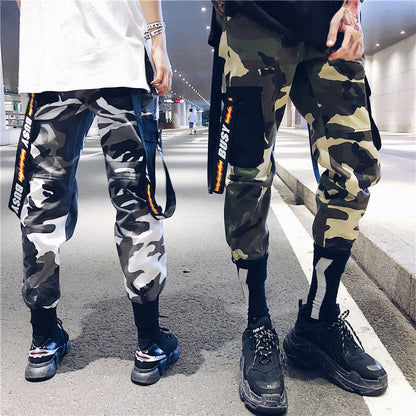 Warren – Camouflage Jogginghose mit breiten Trägern