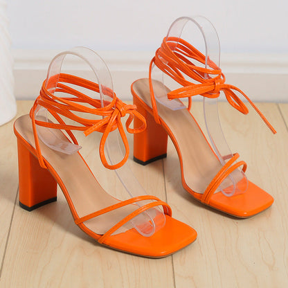 Tracy – Sommerliche Riemchensandalen mit Blockabsatz