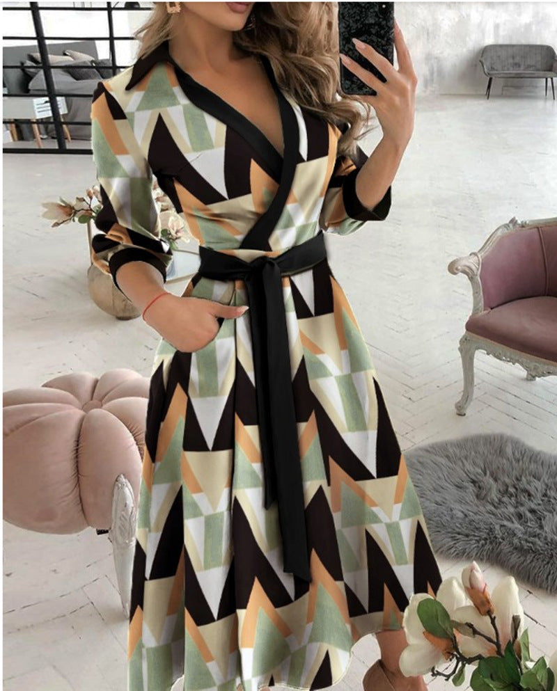 Ruby – Sexy Fashion Langärmliges Kleid mit tiefem V-Ausschnitt und unregelmäßigem Saum