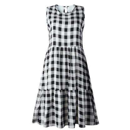 Sarah – Lockeres, tailliertes ärmelloses Kurzkleid mit schwarzem Karomuster