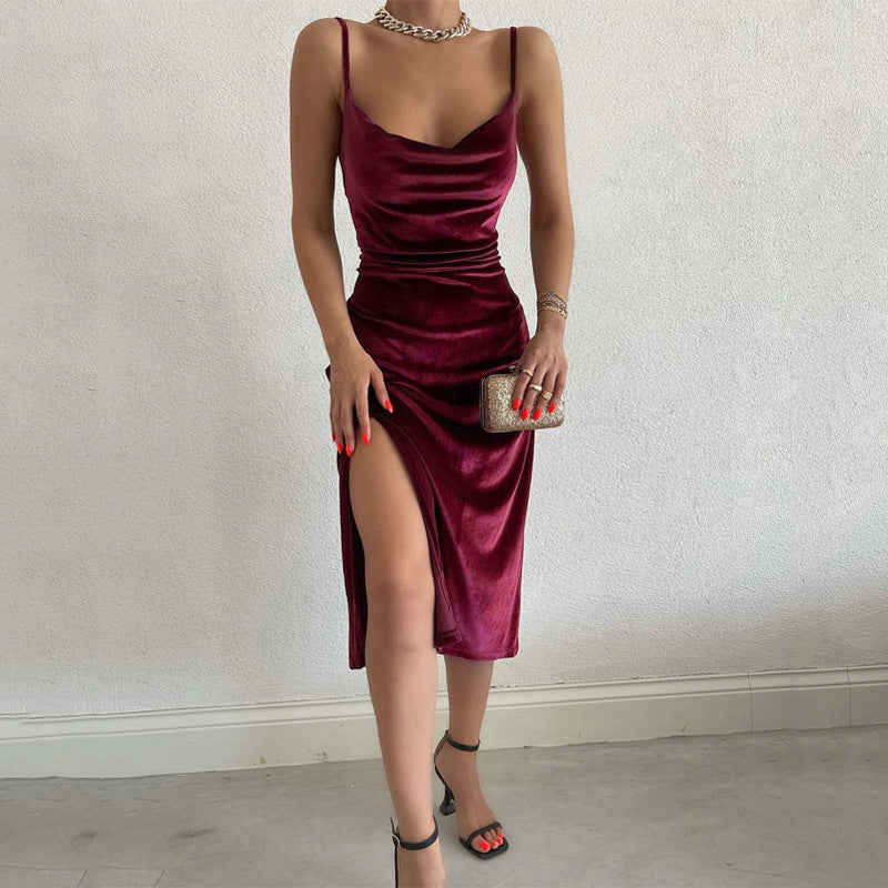 Tamara – Schickes Trägerkleid mit Schlitz in soliden Farben