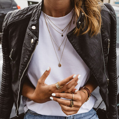 Janet – Kurze Chic Jacke aus veganem Leder