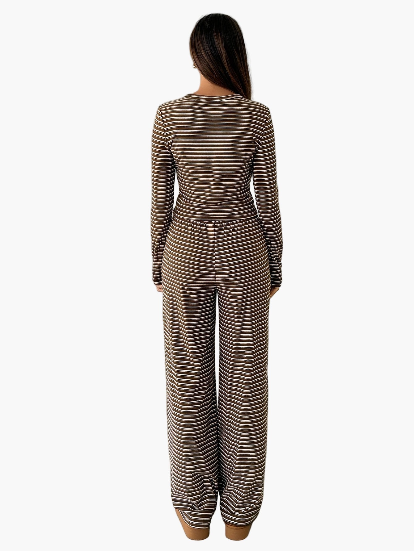 Women's lounge set with stripe pattern – comfortable casual suit with long-sleeve shirt and pants