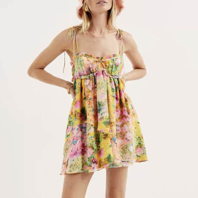 Susan – Y2K Blumenmuster Trägerkleid für den Sommer mit Rüschen für den Strand