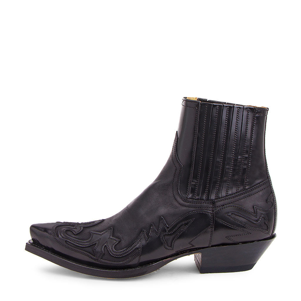 Reginald – Neutrale Martin Cowboy-Stiefel mit handgeriebener Farbe