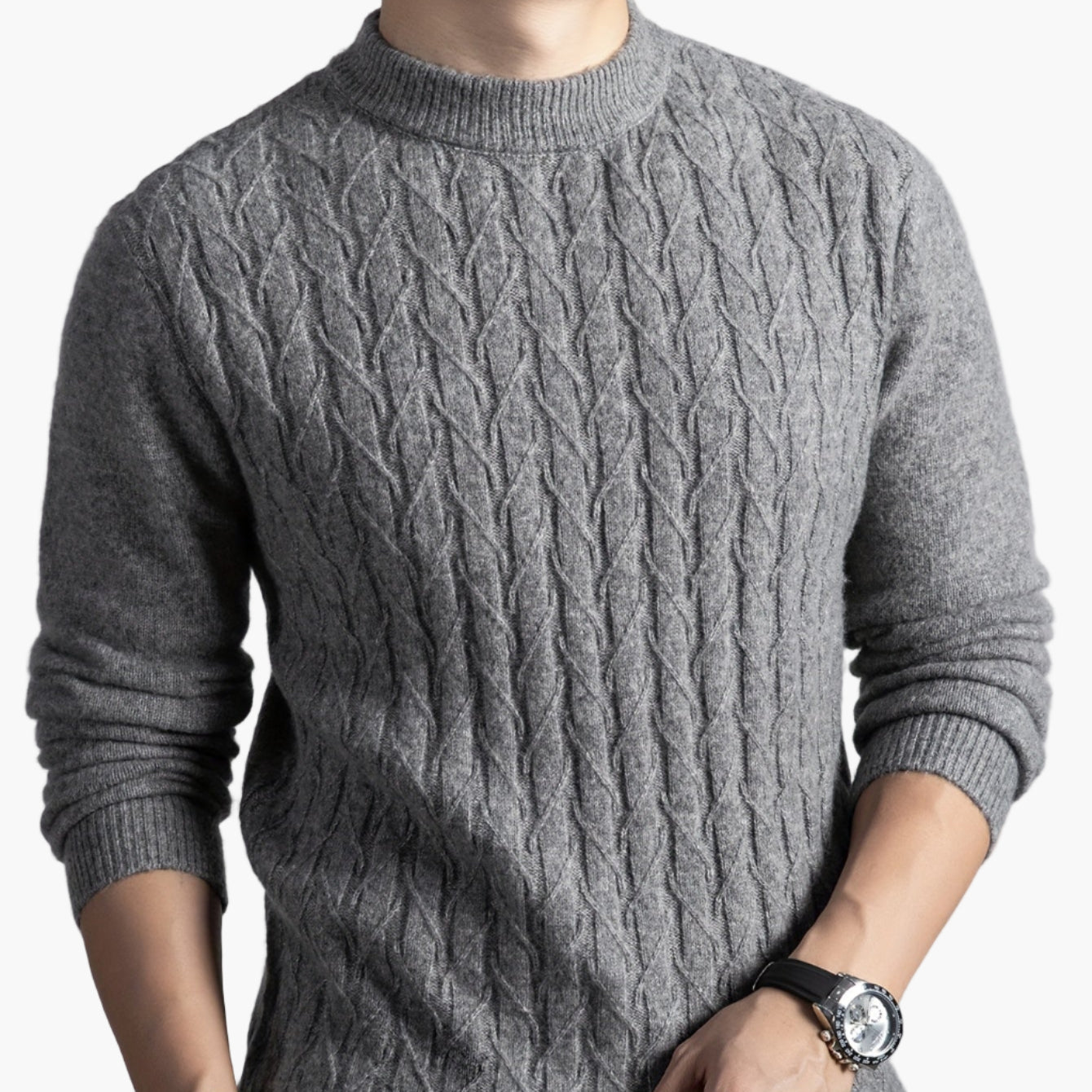 Herren Pullover mit Zopfmuster – Modernes, lässiges Strickdesign für Alltag und Büro