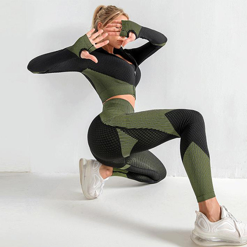 Carol – 3-teiliges nahtloses Sportset für Frauen