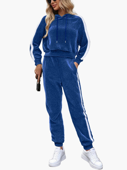 Women's casual tracksuit two-piece with hoodie and jogging pants – sporty & comfortable for everyday and fitness
