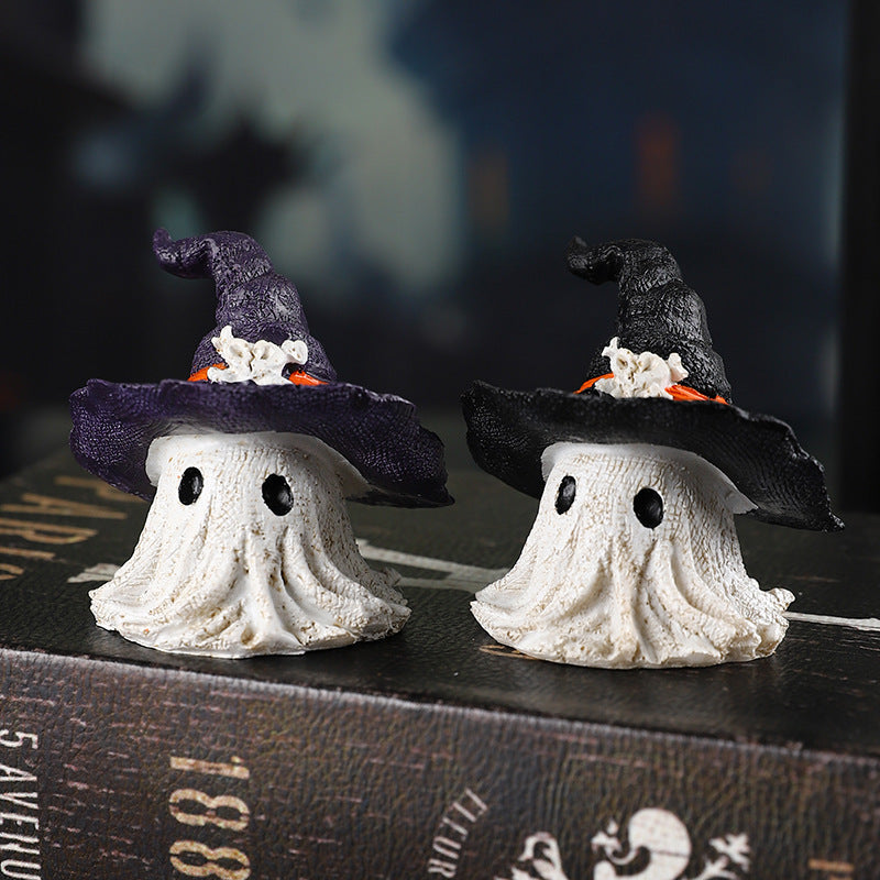 Halloween decoration figure ghost with witch hat – resin figure for party & spooky atmosphere