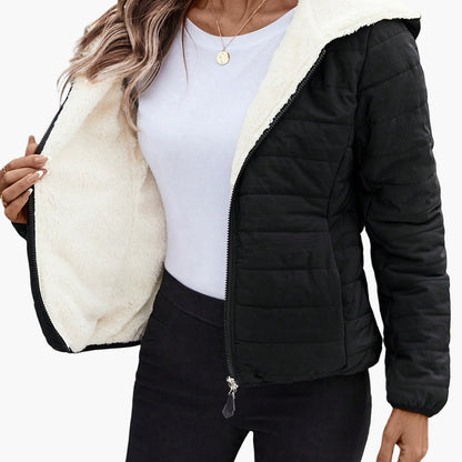 Women's quilted jacket with hood and fleece lining – fashionable transitional jacket for everyday and leisure use
