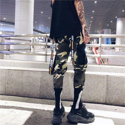 Warren – Camouflage Jogginghose mit breiten Trägern