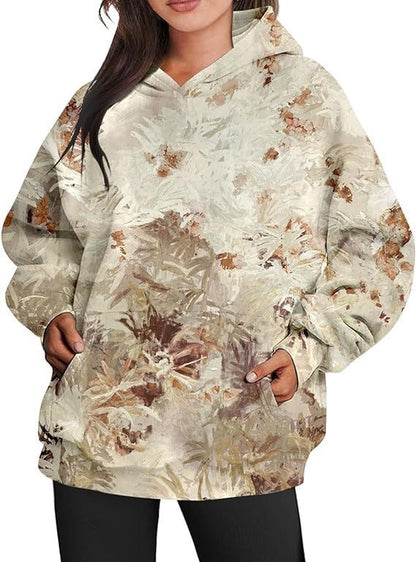 Margaret – Übergroßer Sport Hoodie mit Camouflage-Print und Ahornblatt-Muster