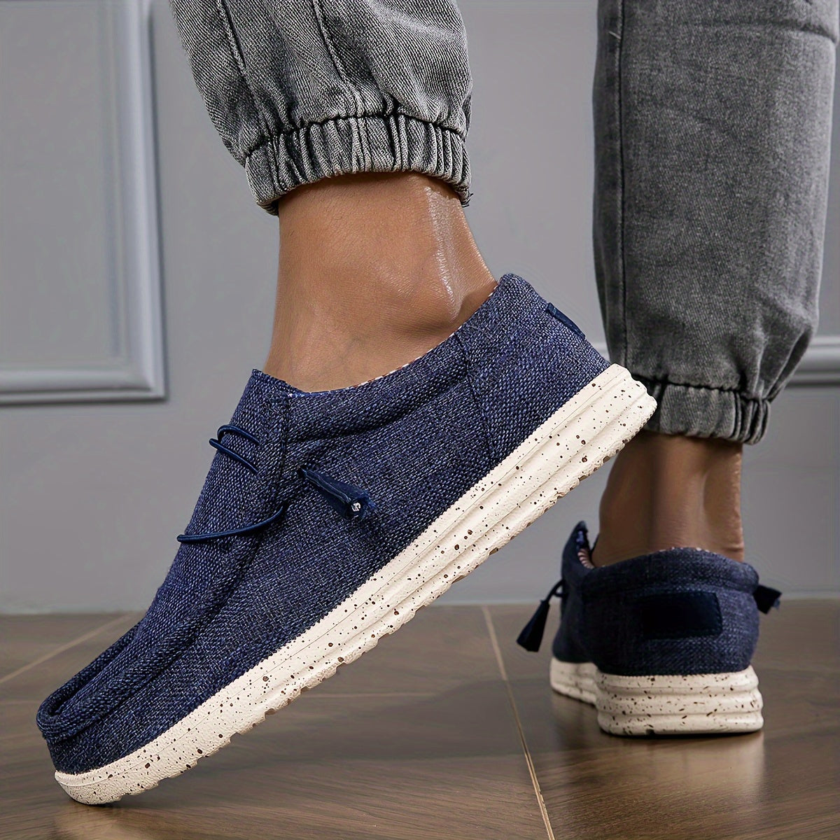 Men's casual slip-ons in modern loafer style – Comfortable slip-on shoes for everyday and leisure use