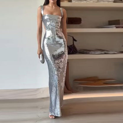 Michelle – Glitzerndes Sling-Kleid mit quadratischem Kragen und offenem Rücken