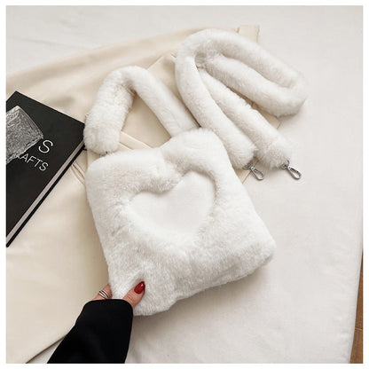 Tanya – Winter Plüsch Schultertasche für Damen