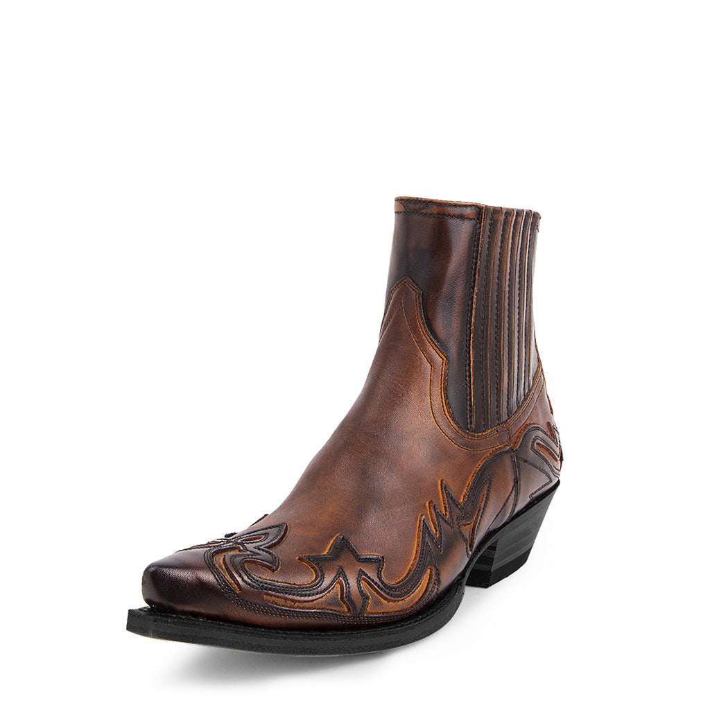Reginald – Neutrale Martin Cowboy-Stiefel mit handgeriebener Farbe