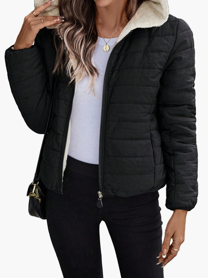 Women's quilted jacket with hood and fleece lining – fashionable transitional jacket for everyday and leisure use