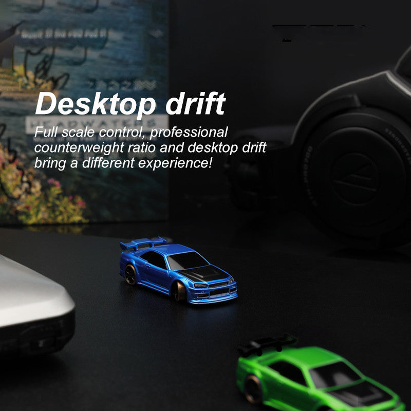 1:76 RC Drift Auto C64 für Jungen, Turbo Racing, Tischrennen, Modellauto mit SVC Gyro und LED