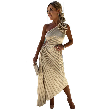 Damen One-Shoulder Plissee-Fishtail Cocktailkleid mit Blumendetail – Elegantes Partykleid für festliche Anlässe