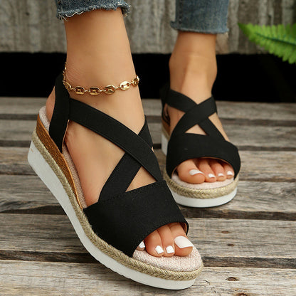 Audrey – Cross-Strap Plateau-Sandalen mit Hanf-Absatz
