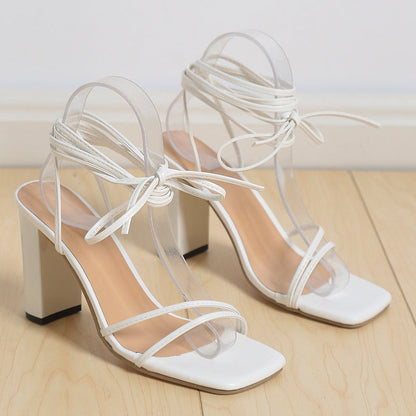 Tracy – Sommerliche Riemchensandalen mit Blockabsatz