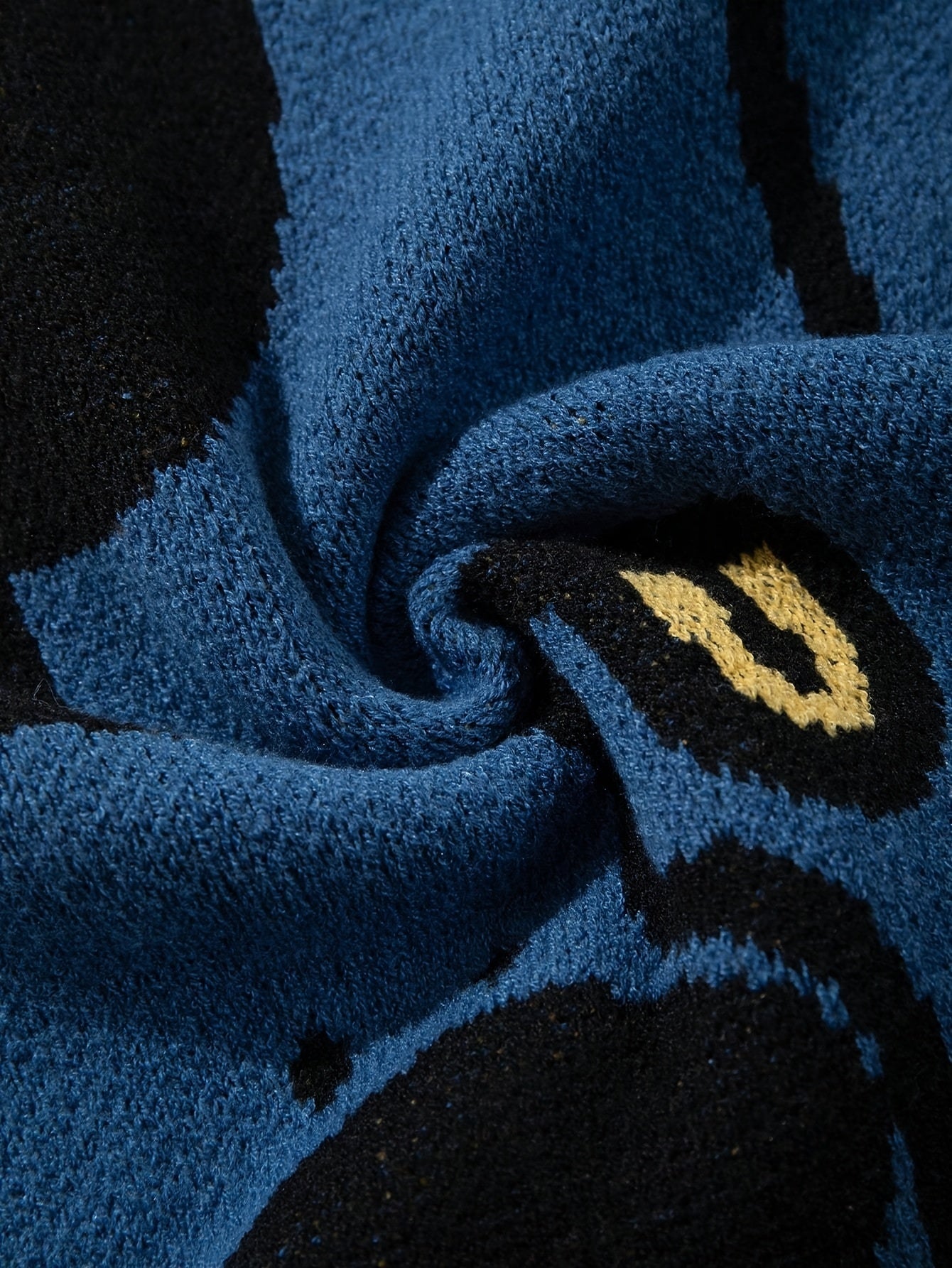 Men's Sweater with Abstract Dog Pattern, Casual Streetwear Style for Autumn and Winter