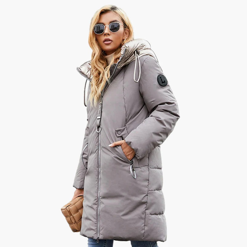 Women's quilted coat with fashionable oversized collar – urban winter coat for everyday and leisure