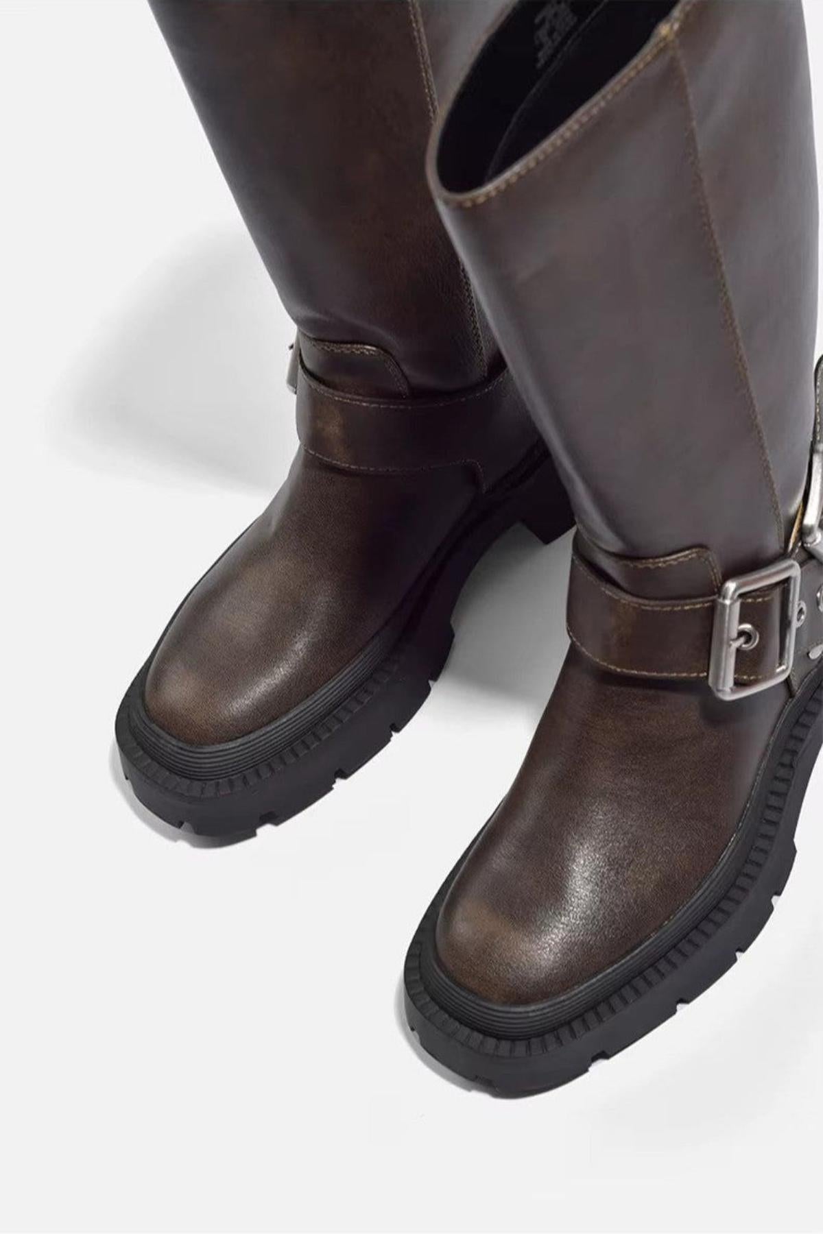 Damen Stiefel mit Schnallen und Blockabsatz – Retro-inspirierte Alltagsboots