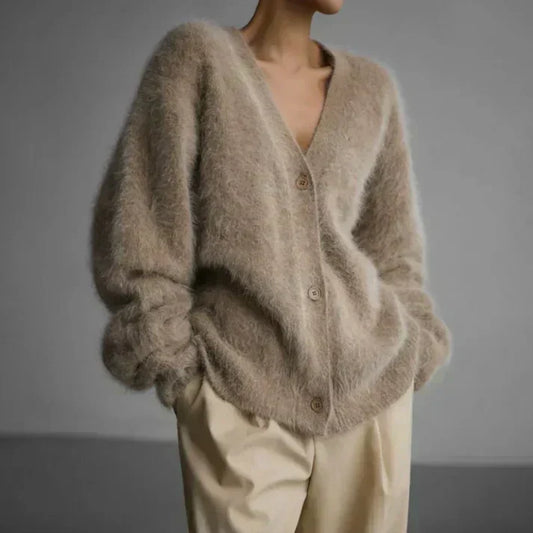 Women's Luxury Oversize Knit Cardigan for Stylish Elegance and Comfort