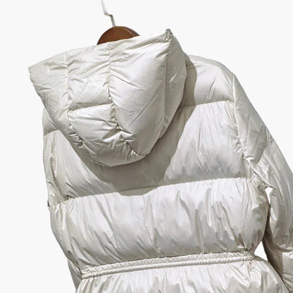 Women's winter quilted jacket with hood – fashionable outdoor jacket for cold days