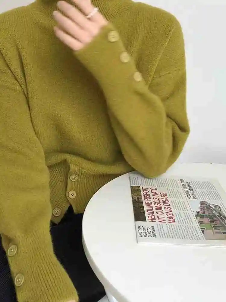 Women's knitted sweater with stand-up collar and button placket – fashionable casual look