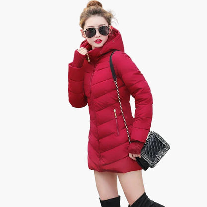 Women's winter quilted coat with hood and faux fur collar – elegant outdoor parka for cold days