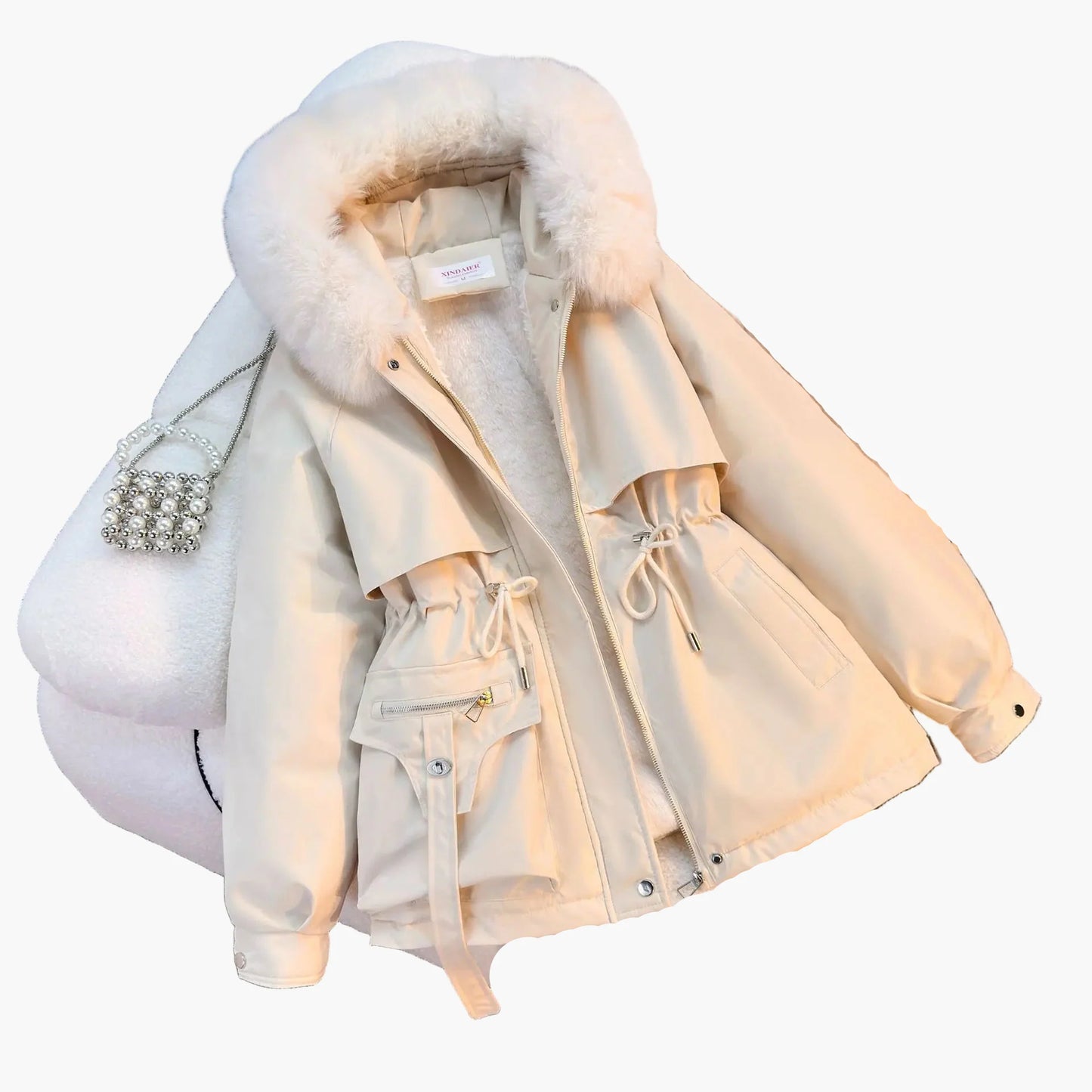 Women's winter jacket with hood and detachable faux fur collar – fashionable outdoor parka for cold days