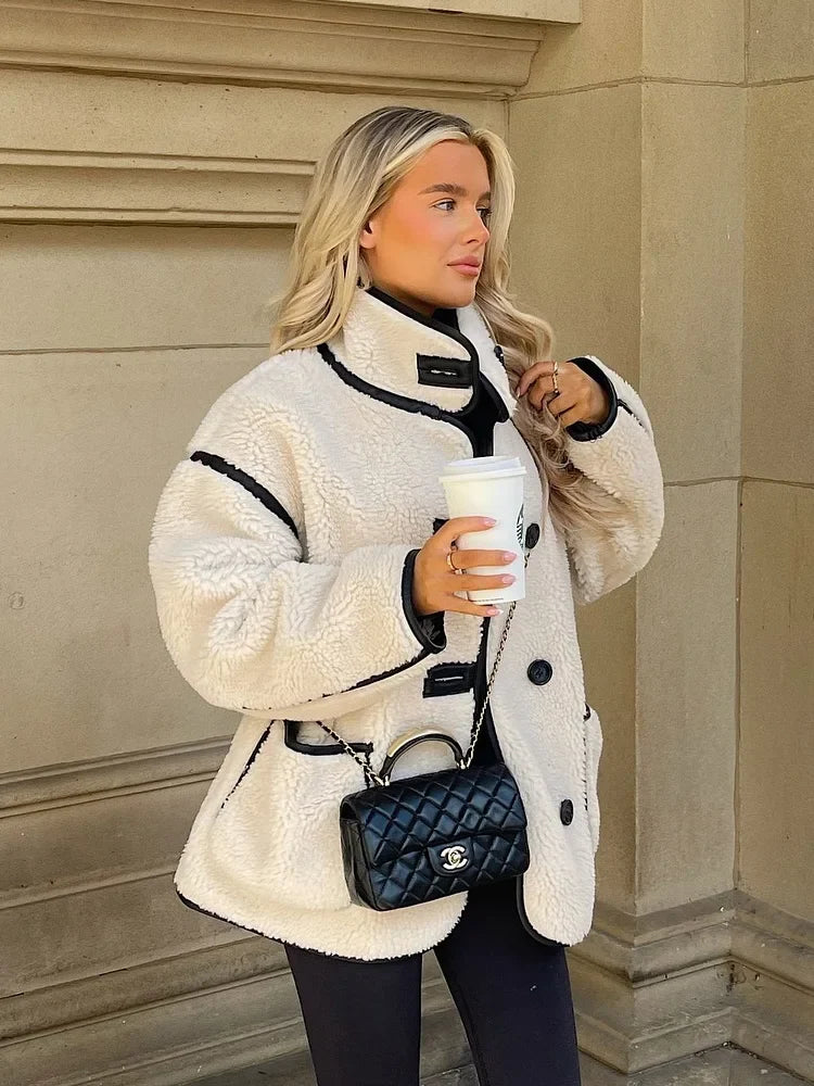 Women's Oversize Teddy Jacket with Contrast Details – Trendy Street Style for Autumn and Winter