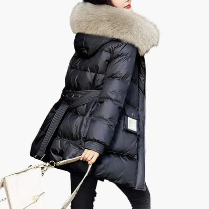Women's winter quilted coat with hood and fur collar – elegant city look for cold days