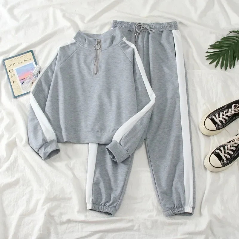 Women's Tracksuit Two-Piece in Korean Style – Fashionable Casual and Sports Look for Autumn