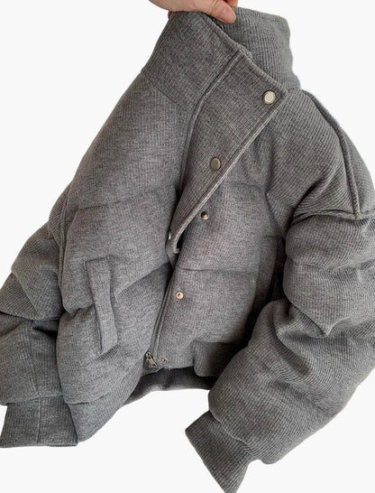 Women's transitional jacket in modern street style – ideal for everyday and leisure use