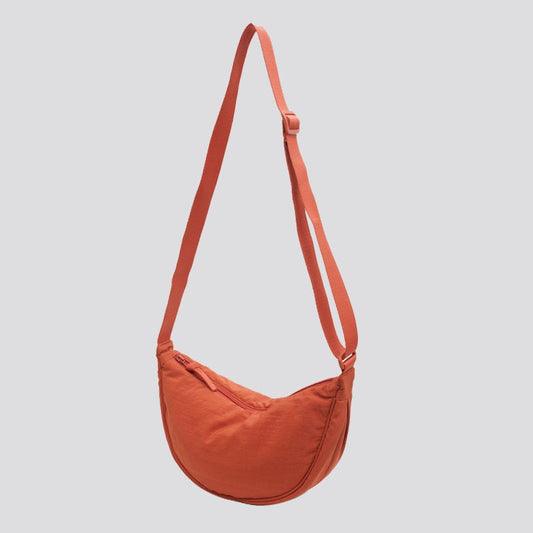 Megan – Halbrunde Damen-Schultertasche