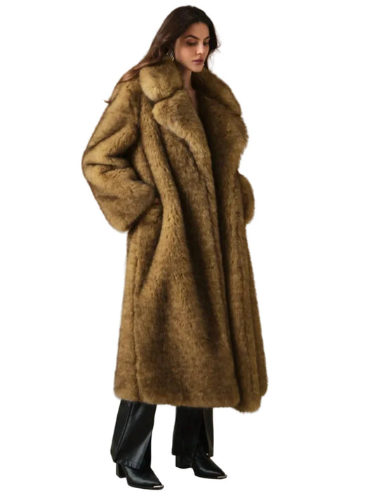 Women's maximalist oversized faux fur coat for luxurious winter look – fashionable statement coat for cold days