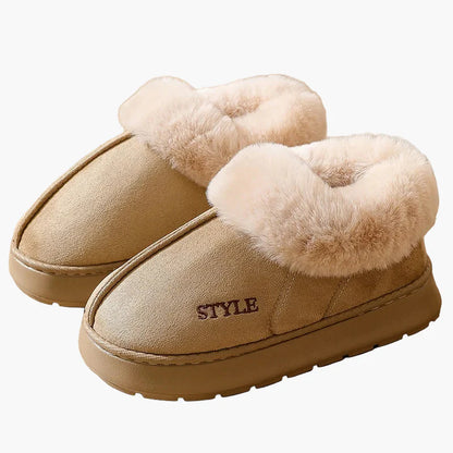 Women's winter slippers with fur collar and non-slip sole – stylish and warm slippers for home