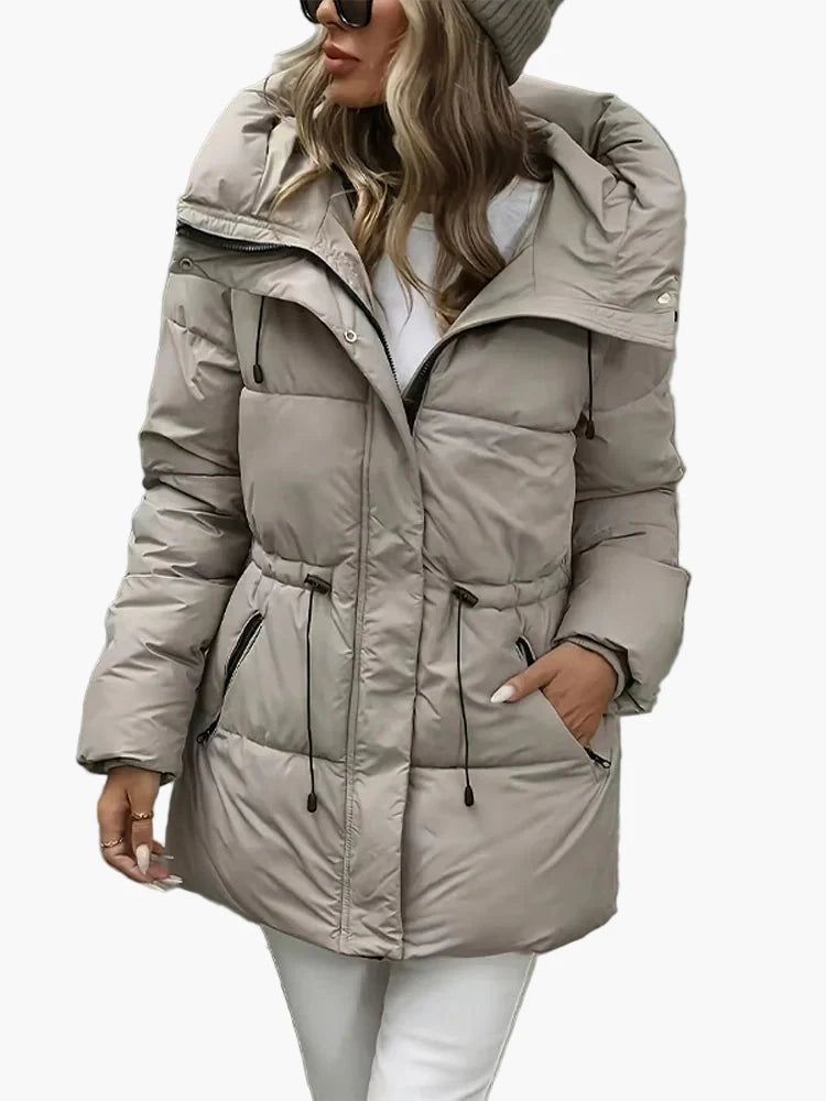 Women's winter quilted jacket with hood, fashionable, warm and versatile for leisure and everyday use