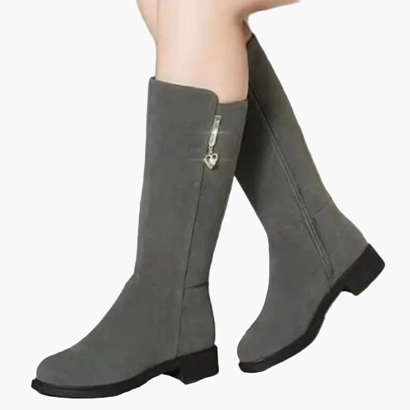 Women's boots with heart zipper, fashionable and versatile for autumn and winter