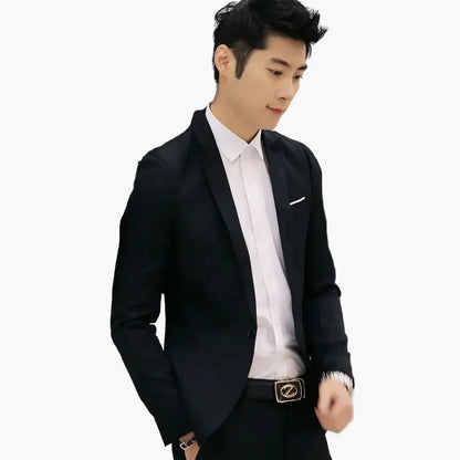 Elegant men's business suit – modern slim fit design, perfect for office & events
