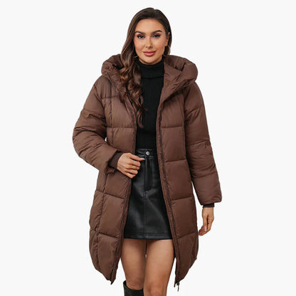 Women's winter quilted coat with hood – fashionable outdoor parka for cold days