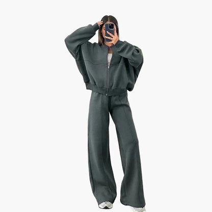 Women's Oversize Casual Suit Two-Piece with Wide Pants and Zipper Jacket – Casual Streetwear Look