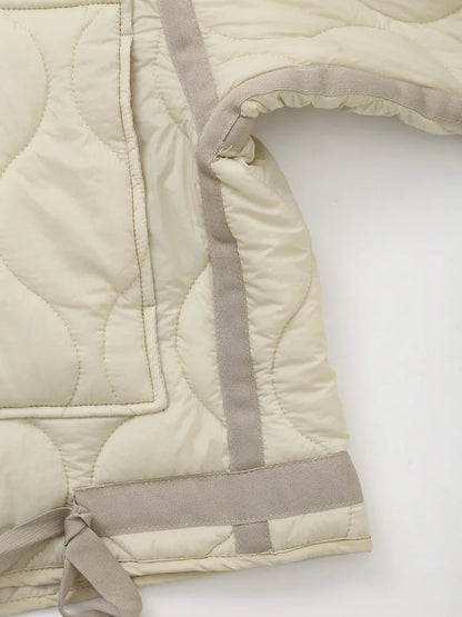 Women's quilted jacket in modern casual look for everyday and leisure