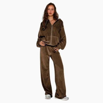 Women's Two-Piece Casual Outfit with Hoodie – Trendy Lounge Set in Oversize Style
