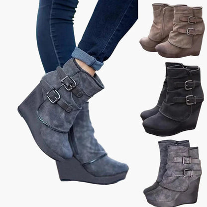 Damen Keilabsatz Stiefeletten mit Schnallen – Modische Freizeit Boots